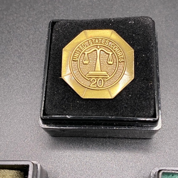 United States Courts 10-15-20 Years of Service Lapel Pins - Picture 9 of 10